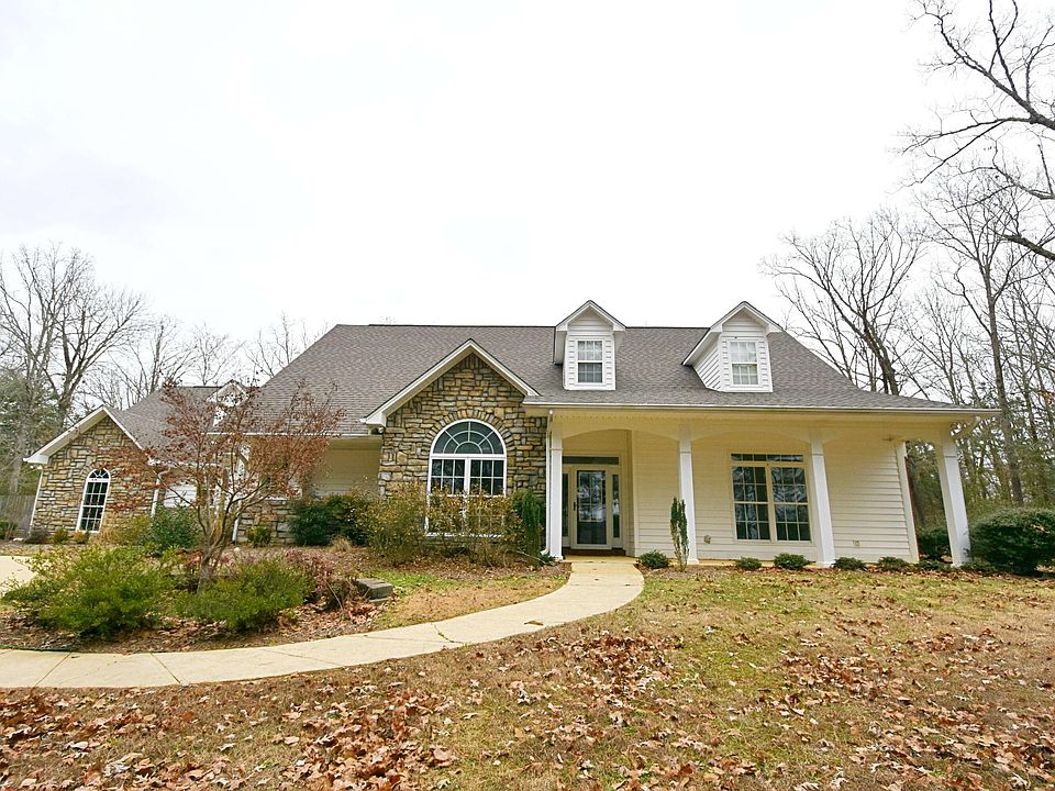 1st image of 119 High Point Dr