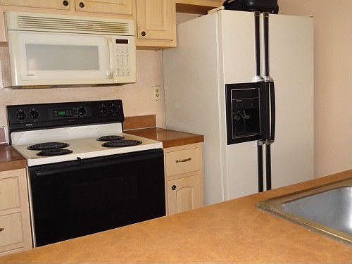 3rd image of 3768 S Granby Way