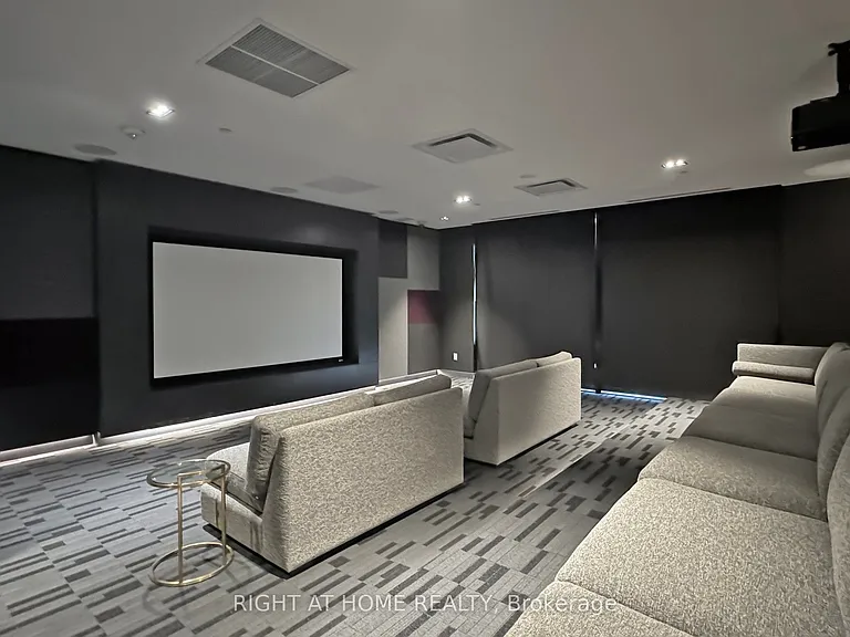 330 Richmond St W #209 — Photo 35