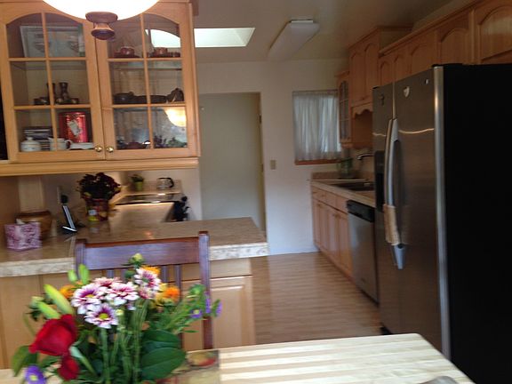 2nd image of 2300 N Palm St