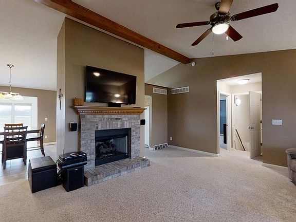 3rd image of 11461 N Four Seasons Dr