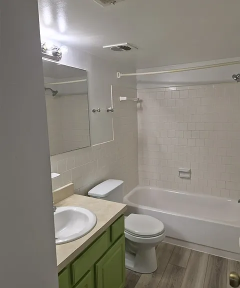 9804 Georgia Ave #301 — Photo 5