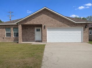 3605 College St, Greenville, TX 75401