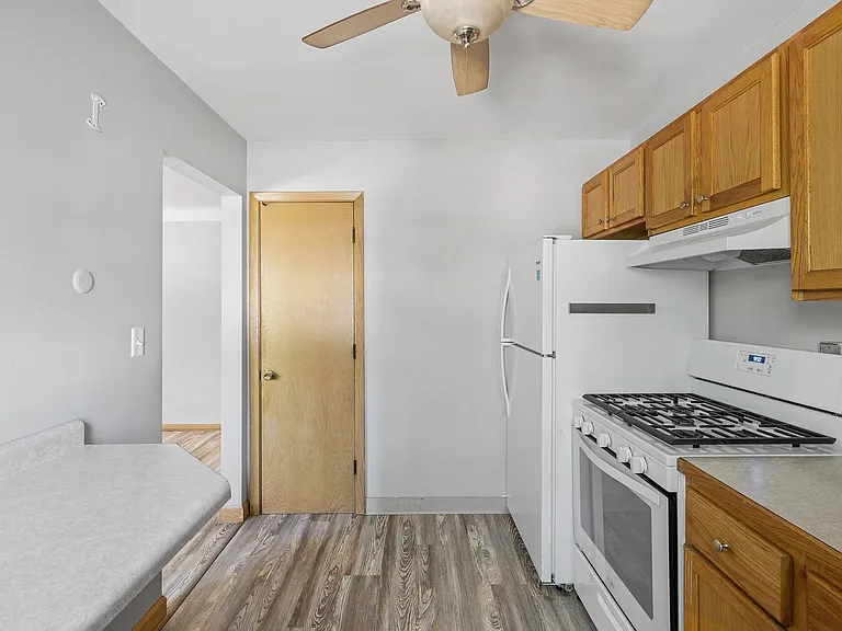 1009 Randolph Ave — Photo 8