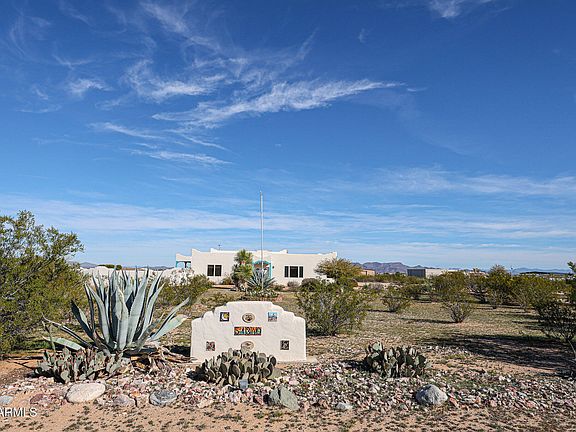 3rd image of 51340 W IVER Road