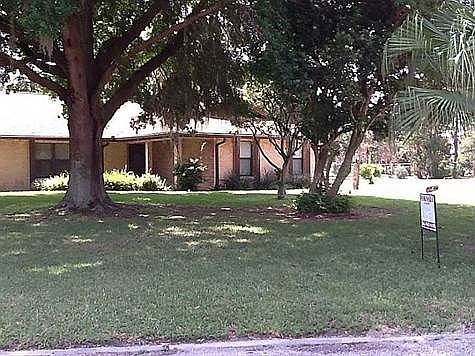2nd image of 920 Van Dr
