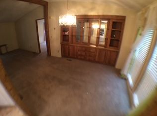 14655 Village Ct, Oregon City, OR 97045