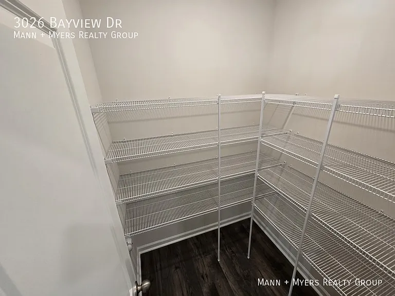3026 Bayview Dr — Photo 17