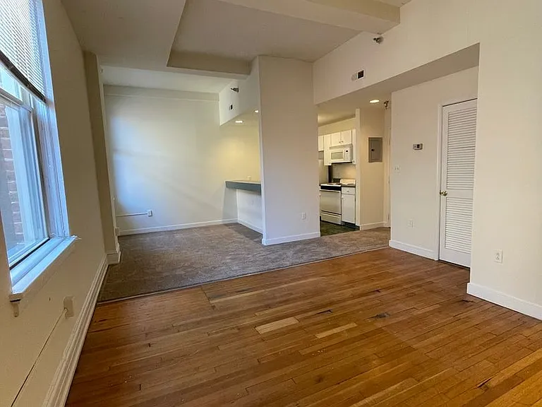 415 E. Grace Street — Photo 32
