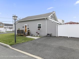 337 Prospect Ave, Union Beach, NJ 07735