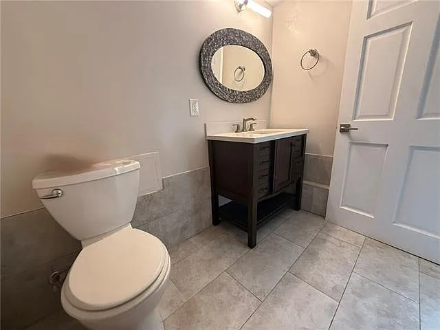 2735 Octavia St — Photo 17