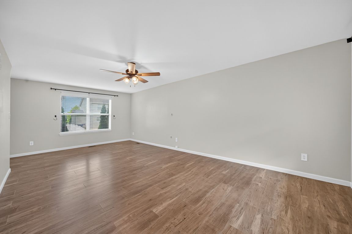 next background image