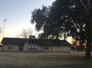 300 Chappel St, Ledbetter, TX 78946