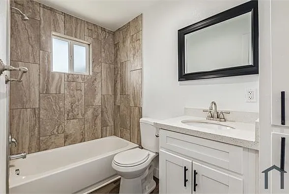 2539 W Pierson St #9 — Photo 6