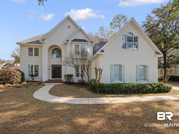 165 Clubhouse Cir, Fairhope, AL 36532
