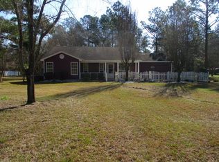 4070 Possum Creek Rd, Ray City, GA 31645