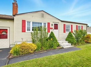 47 Varno Ln, Enfield, CT 06082