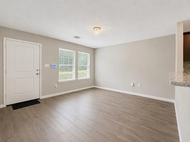 14980 Austin Rd — Photo 5