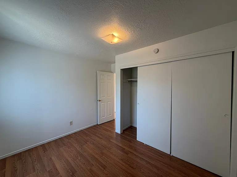 8444 Spain Rd NE — Photo 25