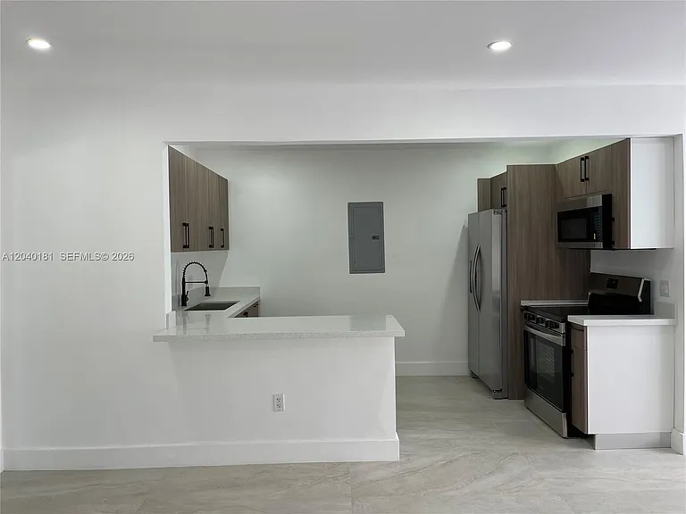 1310 Sharazad Blvd — Photo 4