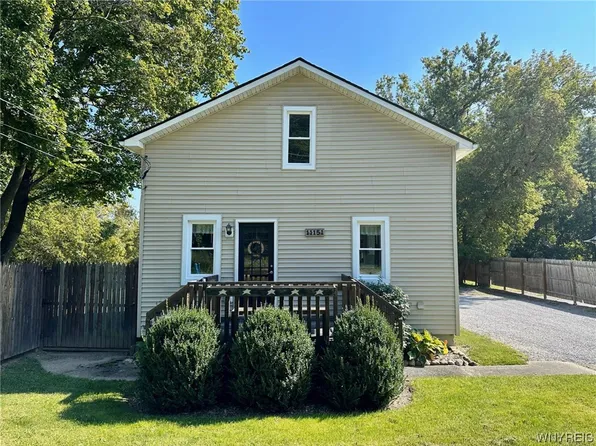 11151 Alexander Rd, Attica, NY 14011