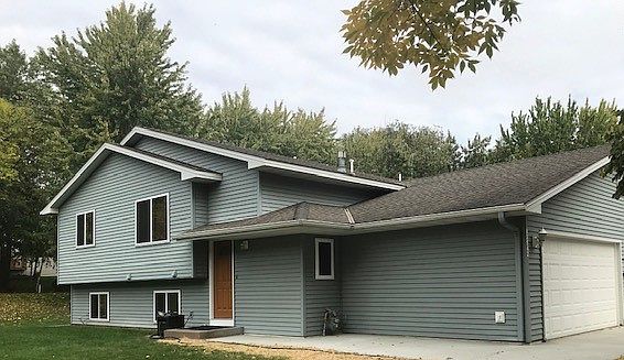 Side Entry of Twin Home_10072021