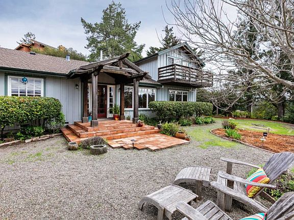 2nd image of 601 Navarra Dr