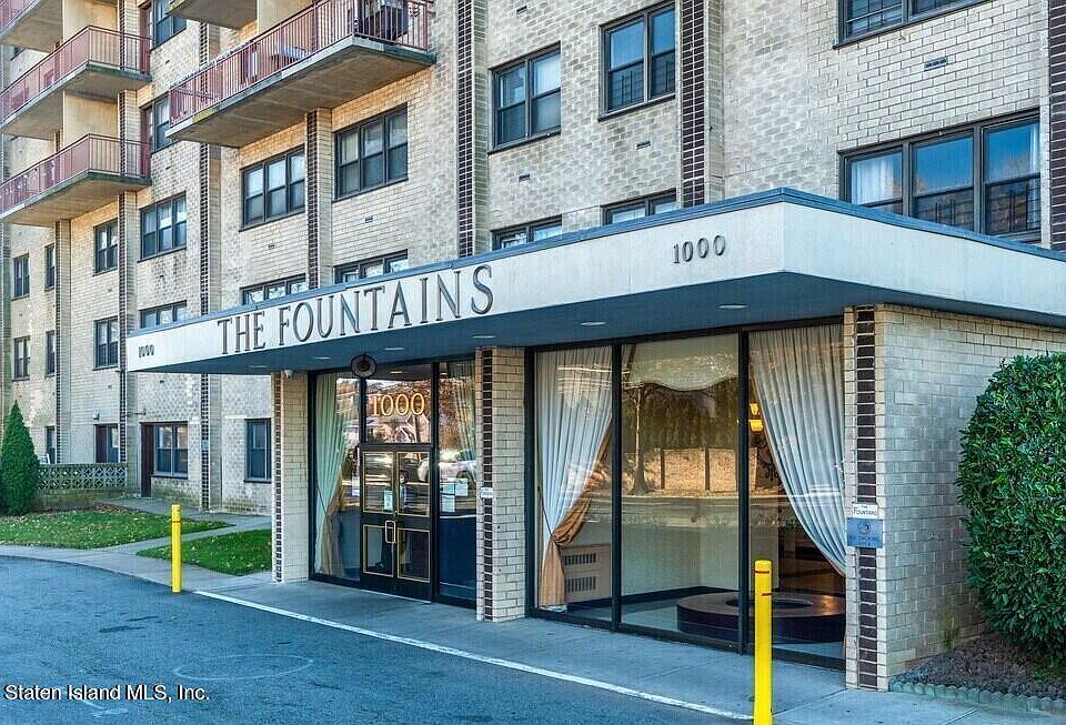 1st image of 1000 Clove Rd APT 7D