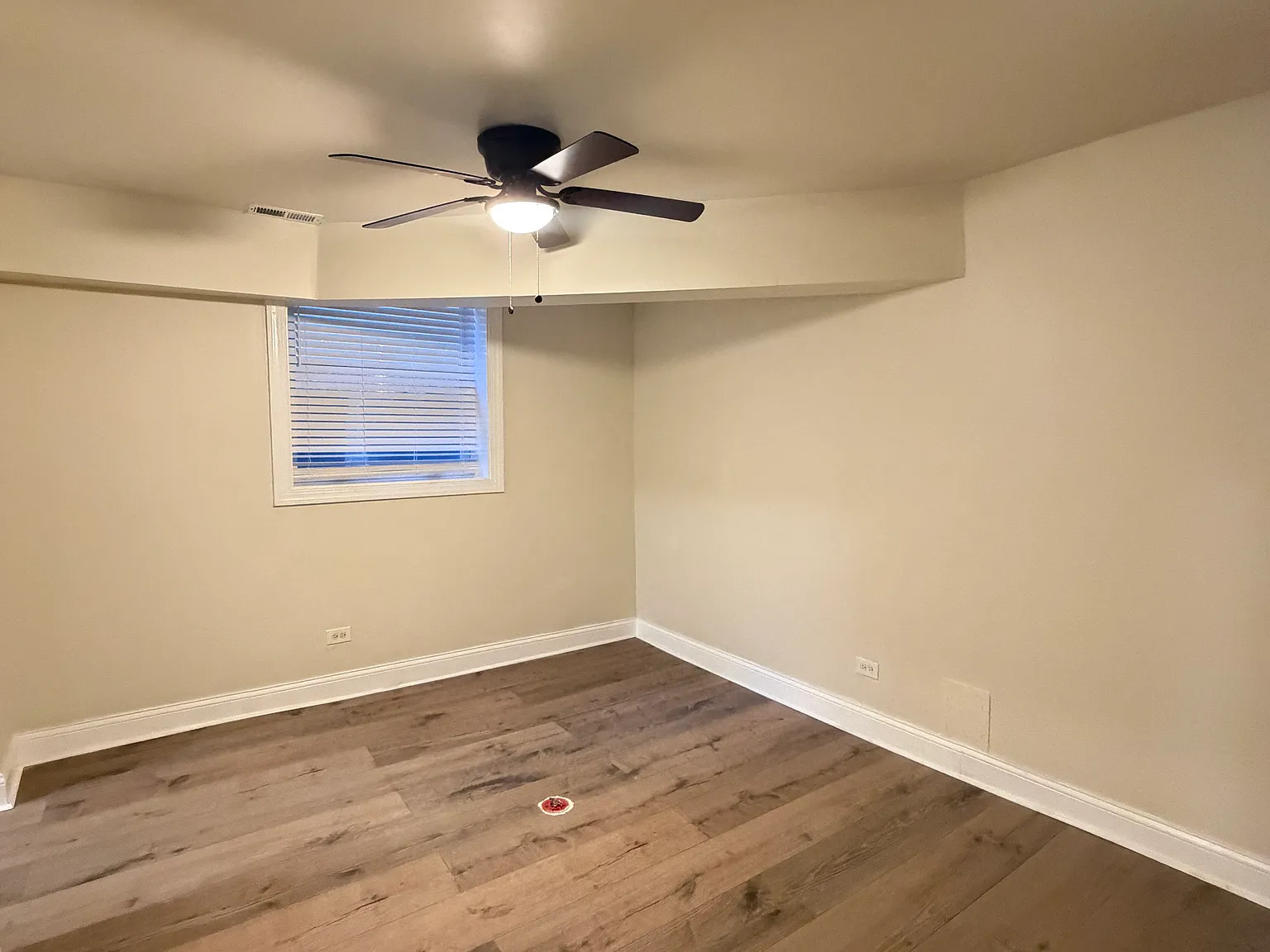6751 S Ridgeland Ave — Photo 3
