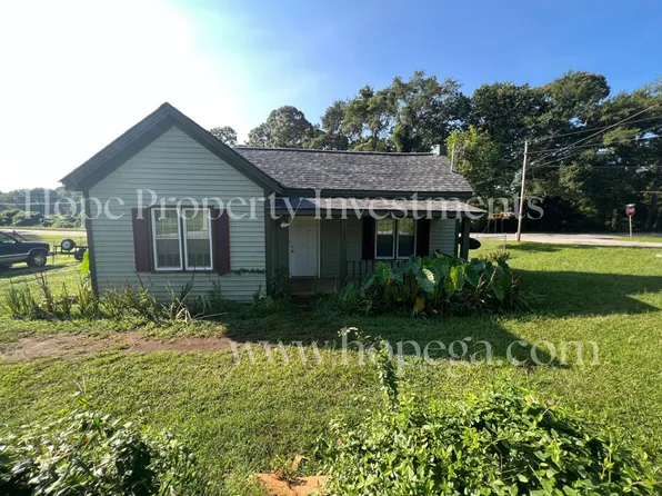 342 Lagrange St, Grantville, GA 30220
