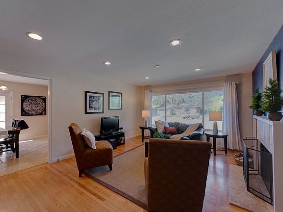 3rd image of 3418 Clearfield Ave