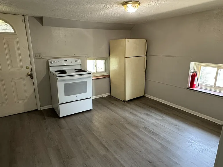 1885B Habecker Rd #10 — Photo 3