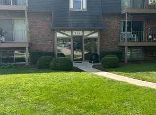 (Undisclosed Address), West Dundee, IL 60118