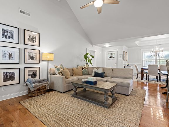 5th image of 3401 Willow Lake Cir