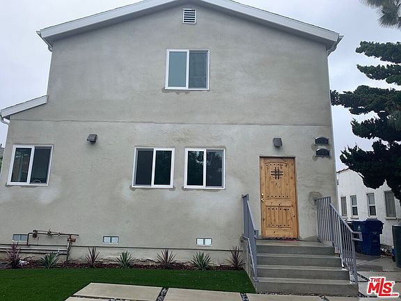 2nd image of 1622 S Carmelina Ave