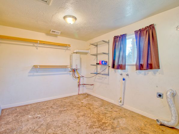 355 E 200 S, Richfield, UT 84701