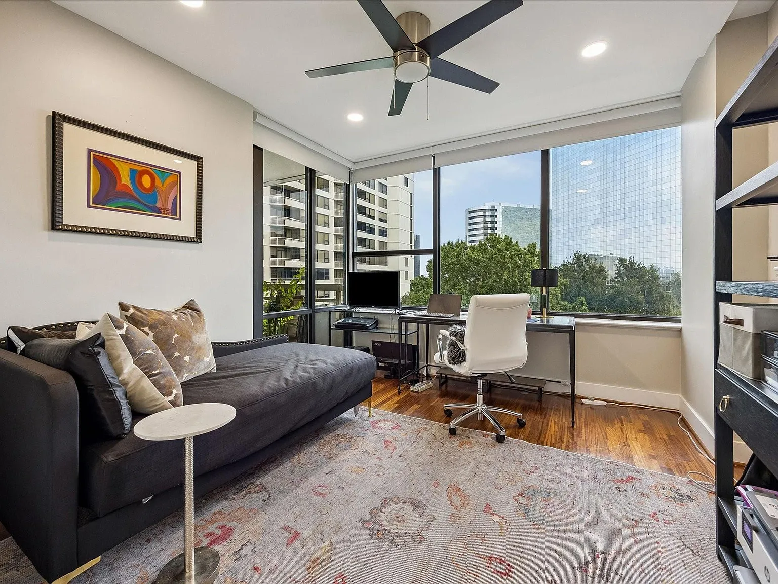 2 bed, 2.0 bath, 1262 sqft, $3,300 — Photo 3