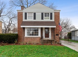 1446 Bristol Ave, Westchester, IL 60154