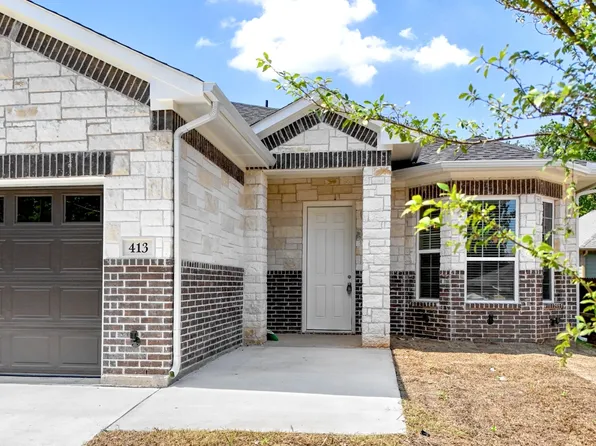 413 Henderson St, Bonham, TX 75418