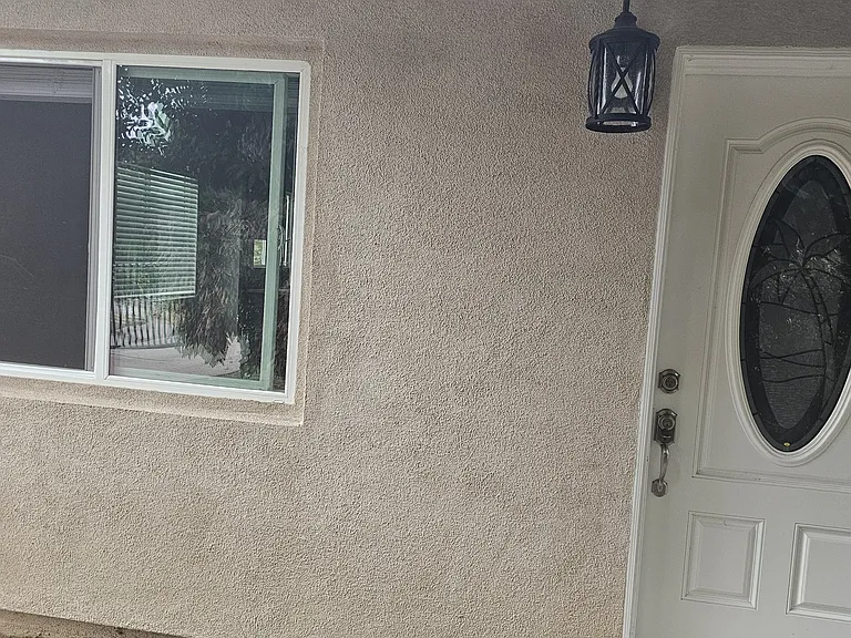 2615 Louise Ave #B — Photo 1