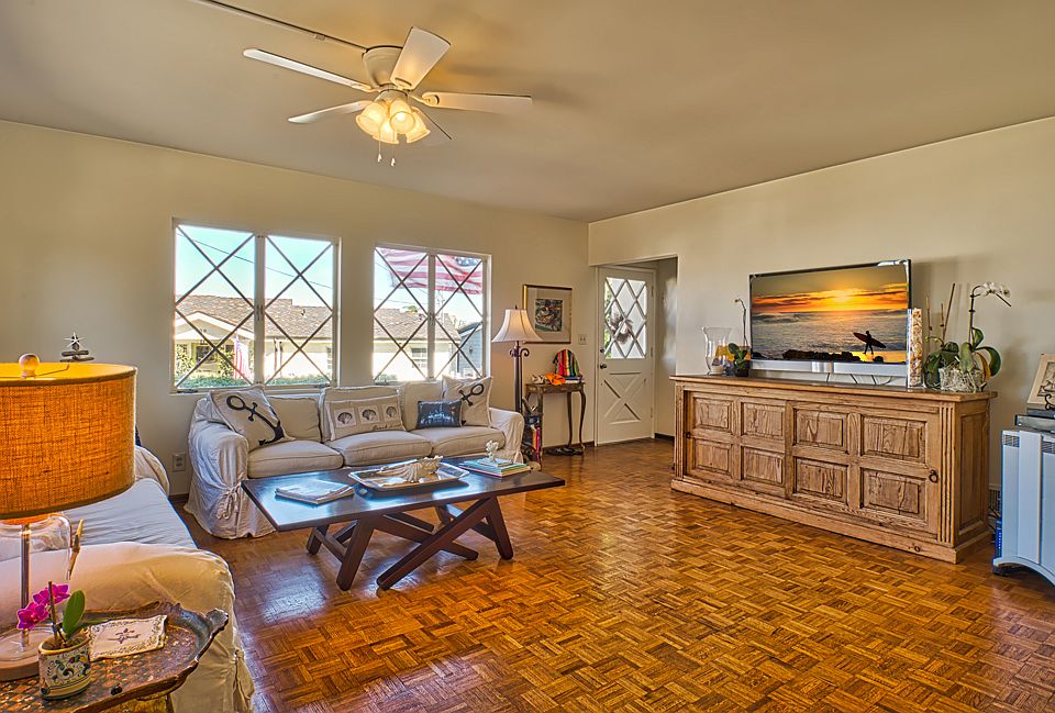 1st image of 308 La Jolla Dr