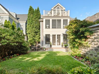 25-27 Gray St, Cambridge, MA, 02138