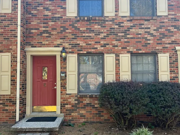 429 Westwood Dr #5, Frankfort, KY 40601