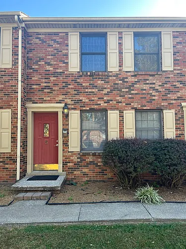 429 Westwood Dr #5 Photo 1