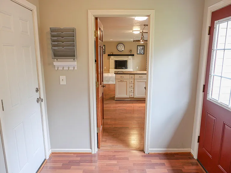 5346 Park Dr — Photo 29