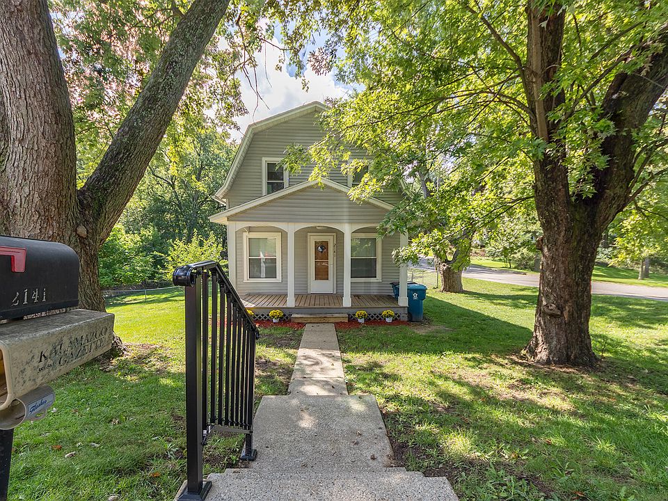 1st image of 2141 Benton Ave