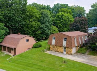 600 Forest Dr, Bloomfield, IN 47424