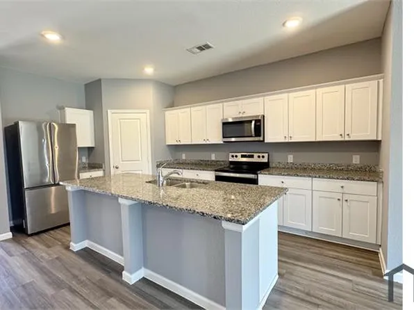 1814 Pueblo St, Forney, TX 75126