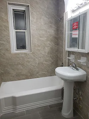 Rented by REAL New York | media 2