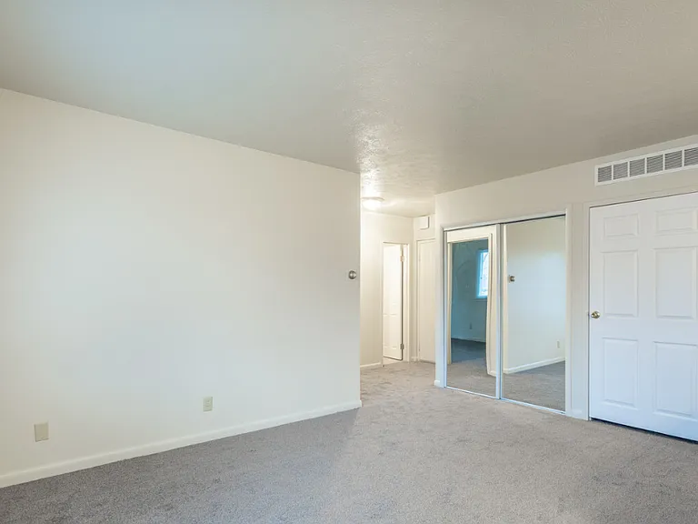 2607 Chamberlain Rd — Photo 11